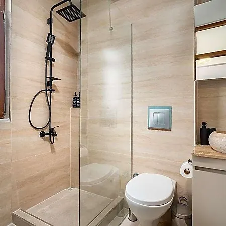 Hotel Urban Quarters - Gumussuyu 4*
