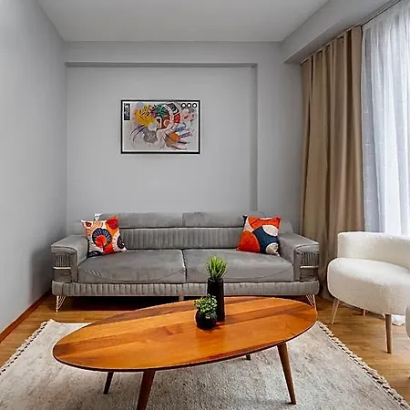 Urban Quarters - Gumussuyu Hotel 4*